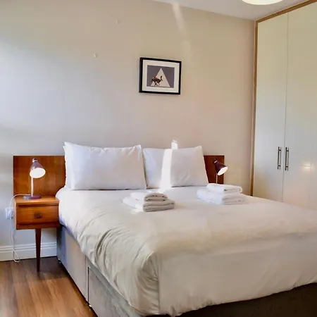 Apartamento Modern 2 Bedroom Flat Above Family Run Pub